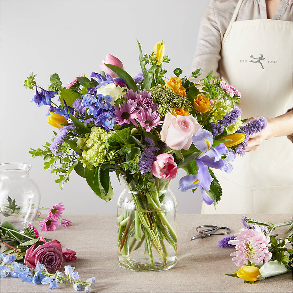 Pastel Tradition - A Florist Original –  Rj Flowers Design, Galloway OH