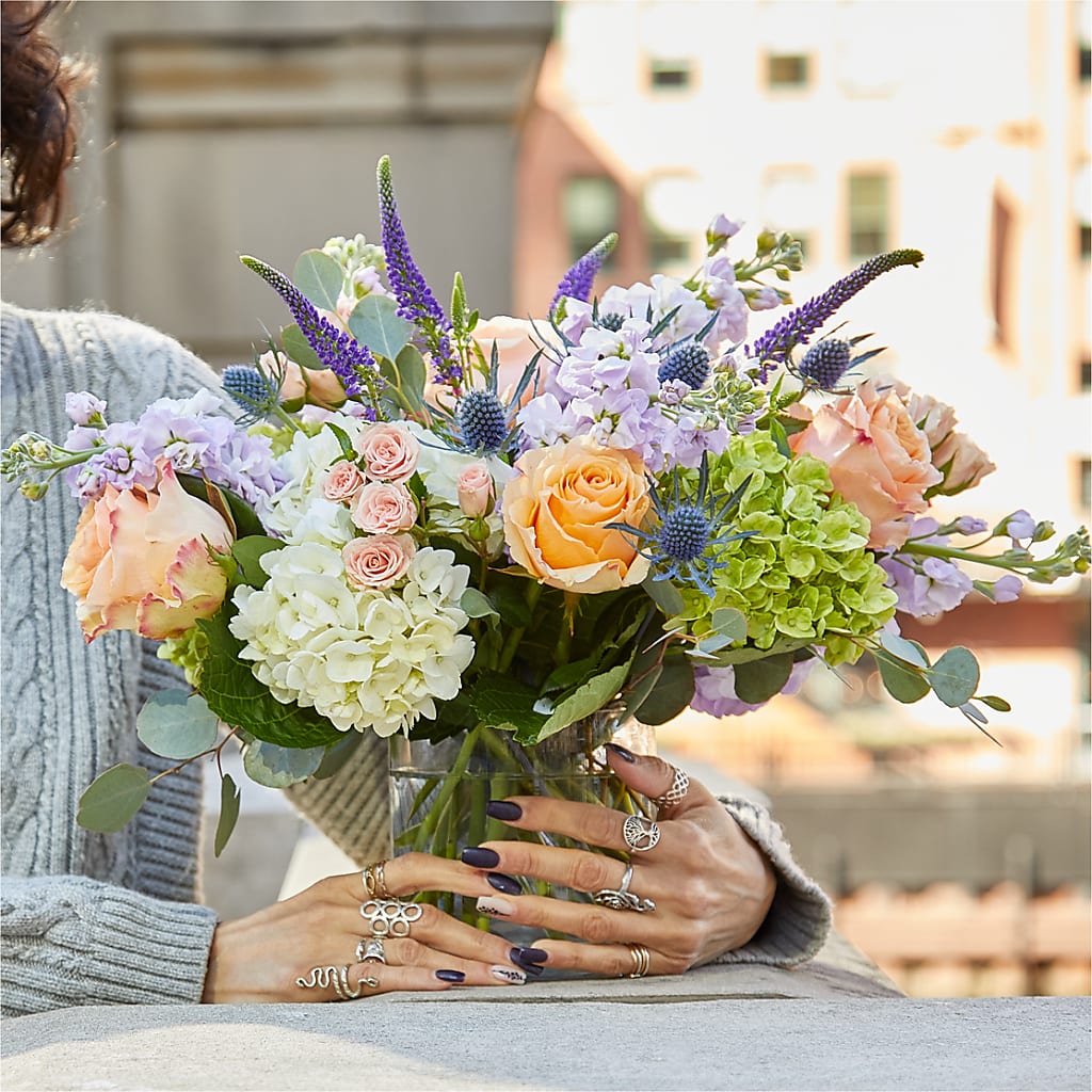 Porch Swing Bouquet –  Rj Flowers Design, Galloway OH